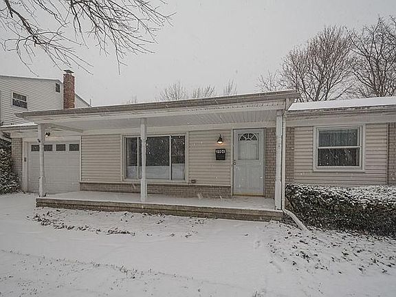 2nd image of 2906 Brandywine Dr