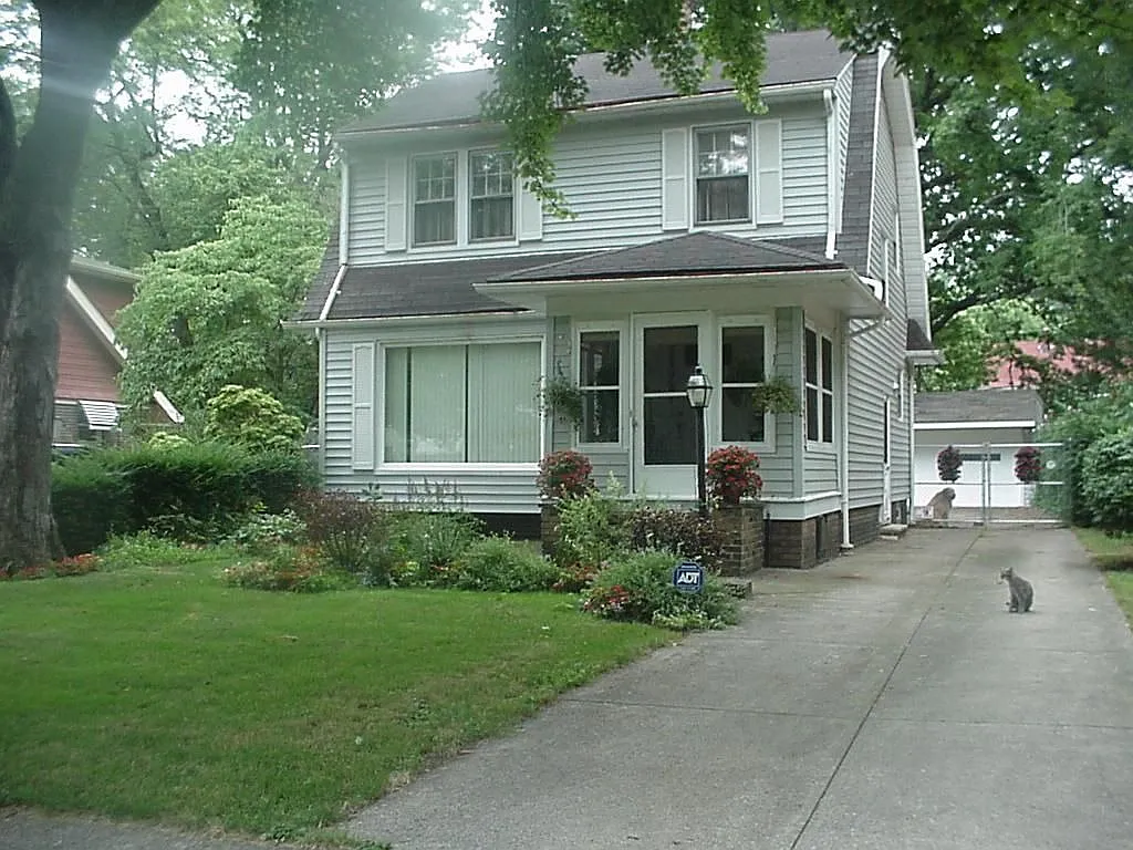 1167 Erieview Rd photo 1