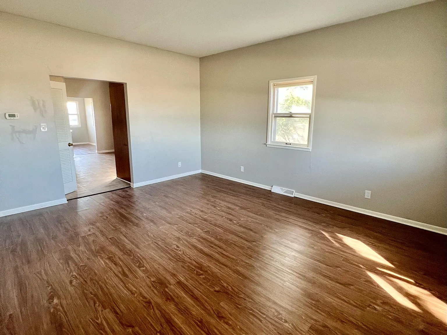 2 bed, 1410 sqft, $1,300 — Photo 3