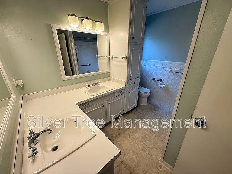 1710 Dickerson Dr — Photo 28