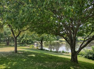 4155 Beaver Dam Rd, Eagan, MN 55122