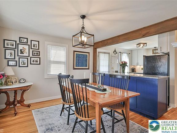5th image of 529 Oakwood St