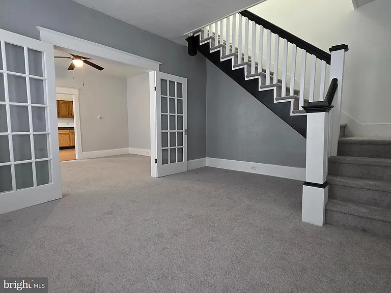 2 E Milby St — Photo 4