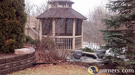 Gazebo on side of deck and walkout basement