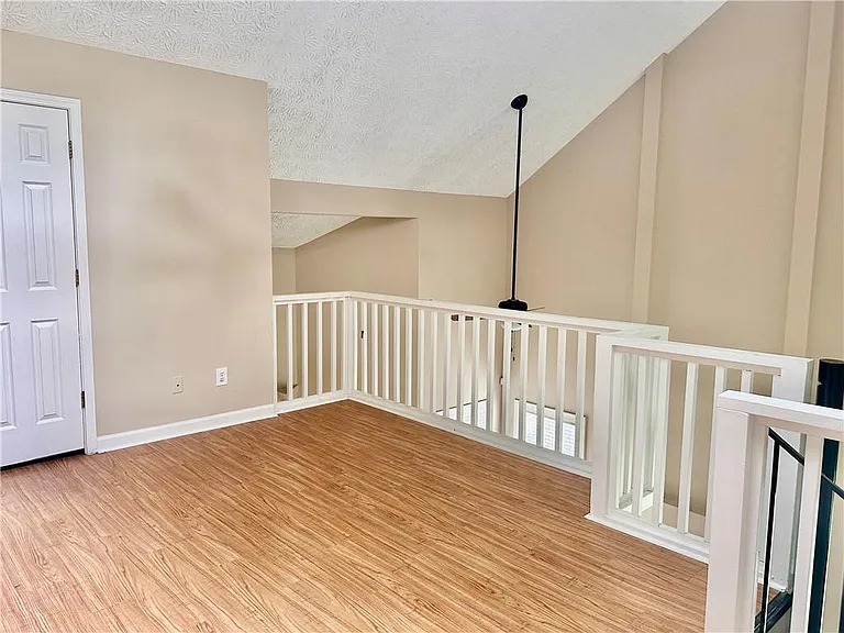 2802 Pine Valley Way NW — Photo 10