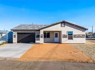 1806 Rollando Dr, Bullhead City, AZ 86442