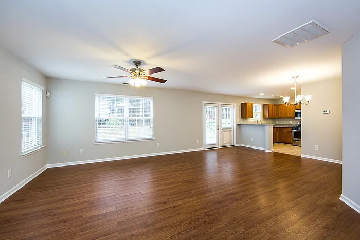 10420 Haddington Dr NW — Photo 4