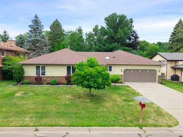 1311 Marthaler Ln, West Saint Paul, MN 55118