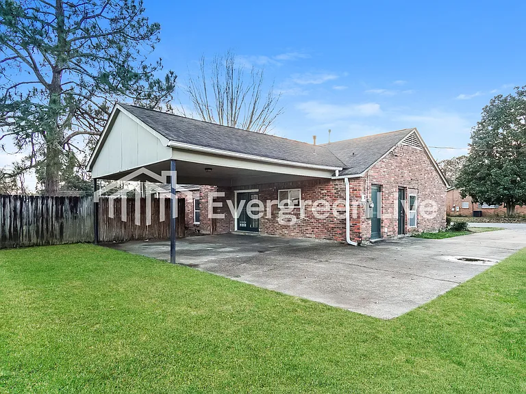 746 Pinkston St — Photo 15