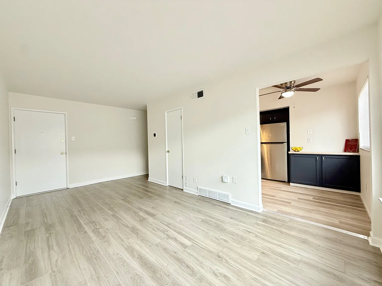 1 bed, 800 sqft, $925 — Photo 4