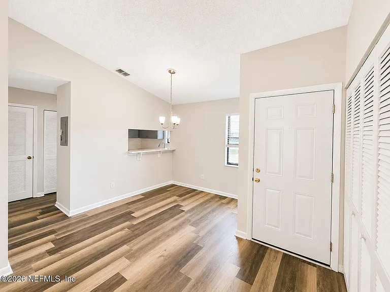 8322 Derbyshire Pl — Photo 5