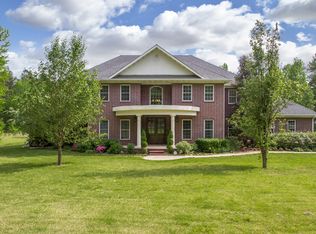 23307 Greystone Manor Dr, Little Rock, AR 72223