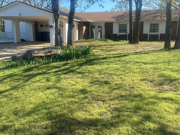 1447 N Lakeview Ave, Mannford, OK 74044
