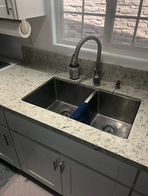 Studio, 400 sqft, $1,595 — Photo 4