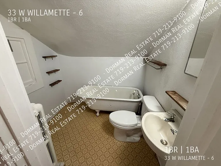33 W Willamette Ave #6 — Photo 3