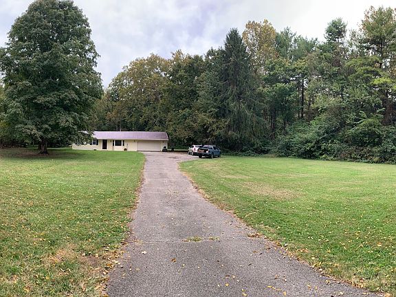 3rd image of 3731 Layhigh Rd