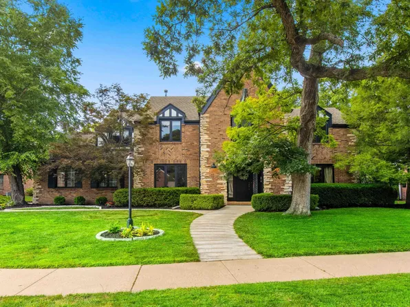 1227 W Wexford Pl, Peoria, IL 61615
