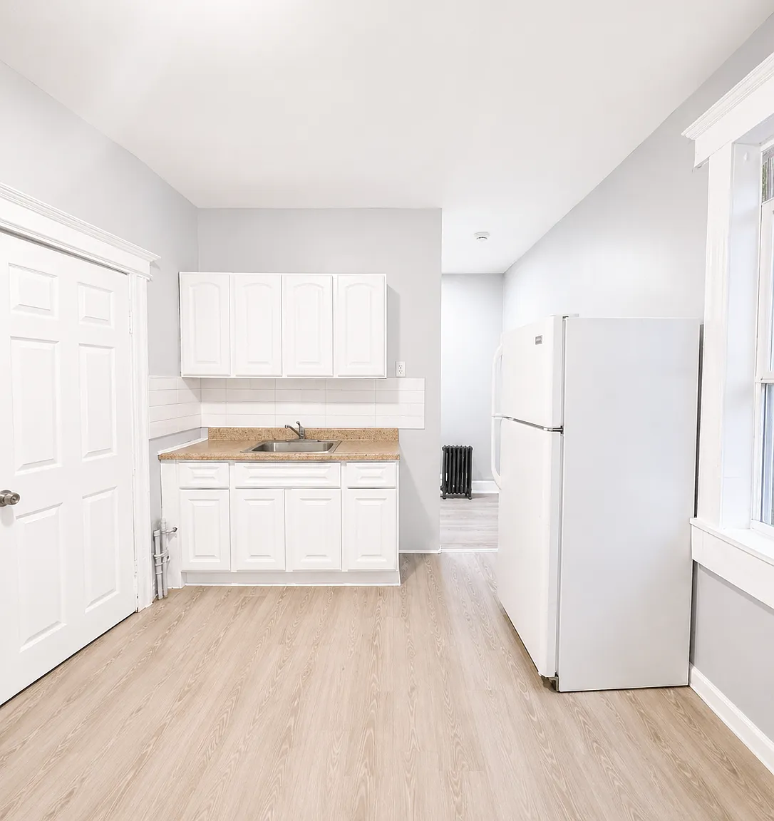 3 bed, 800 sqft, $1,850 — Photo 2