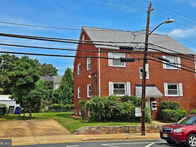 2605 N Pershing Dr, Arlington, VA, 22201