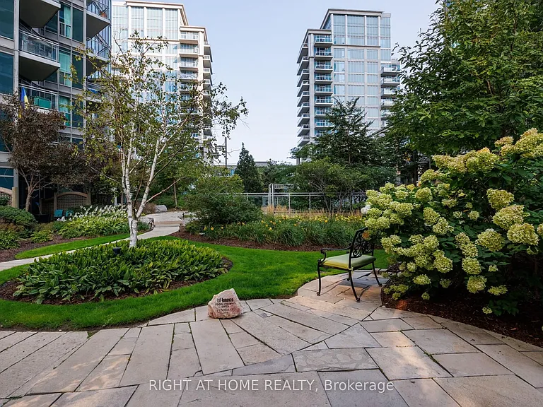 2119 Lake Shore Blvd W #217 — Photo 6
