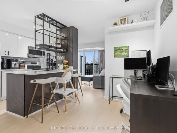 801 Sheppard Ave W #511, Toronto, ON M3H 0A8