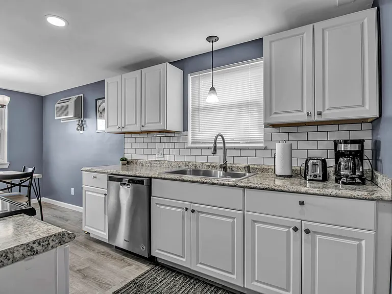 2719 Oppenheim Ct #4 — Photo 8