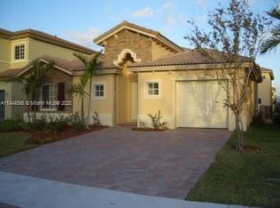 22507 SW 94th Path, Cutler Bay, FL 33190