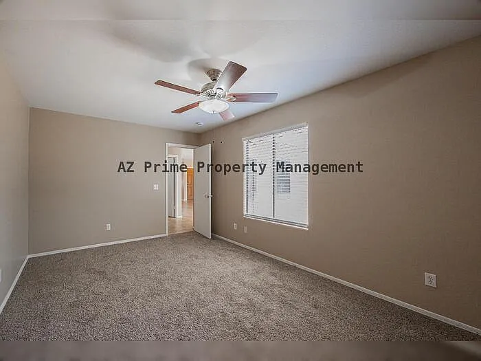 6413 W Elwood St — Photo 10