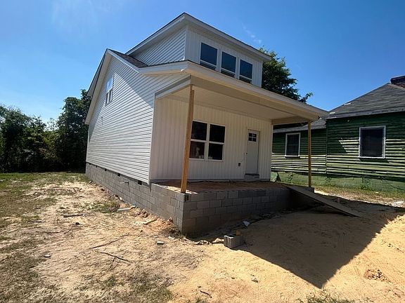 3rd image of 1111 Tree St