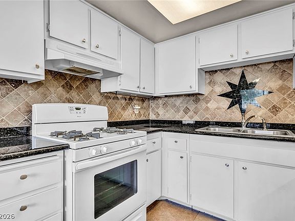 5th image of 6412 Big Pine Way