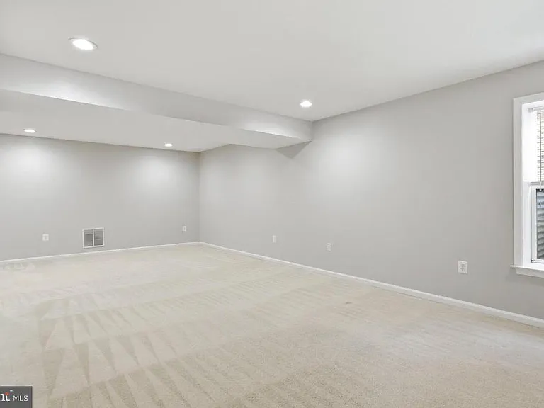 16542 Reservoir Loop — Photo 13