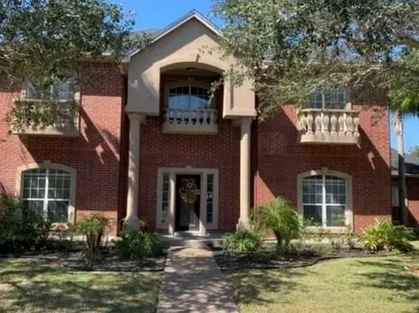 8033 Saint Laurent Dr, Corpus Christi, TX 78414