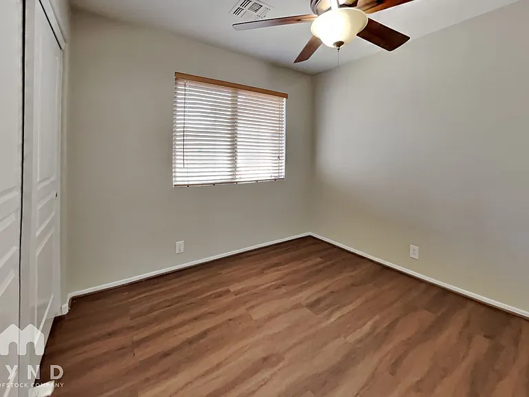 15550 N Frank Lloyd Wright Blvd #1098 — Photo 14
