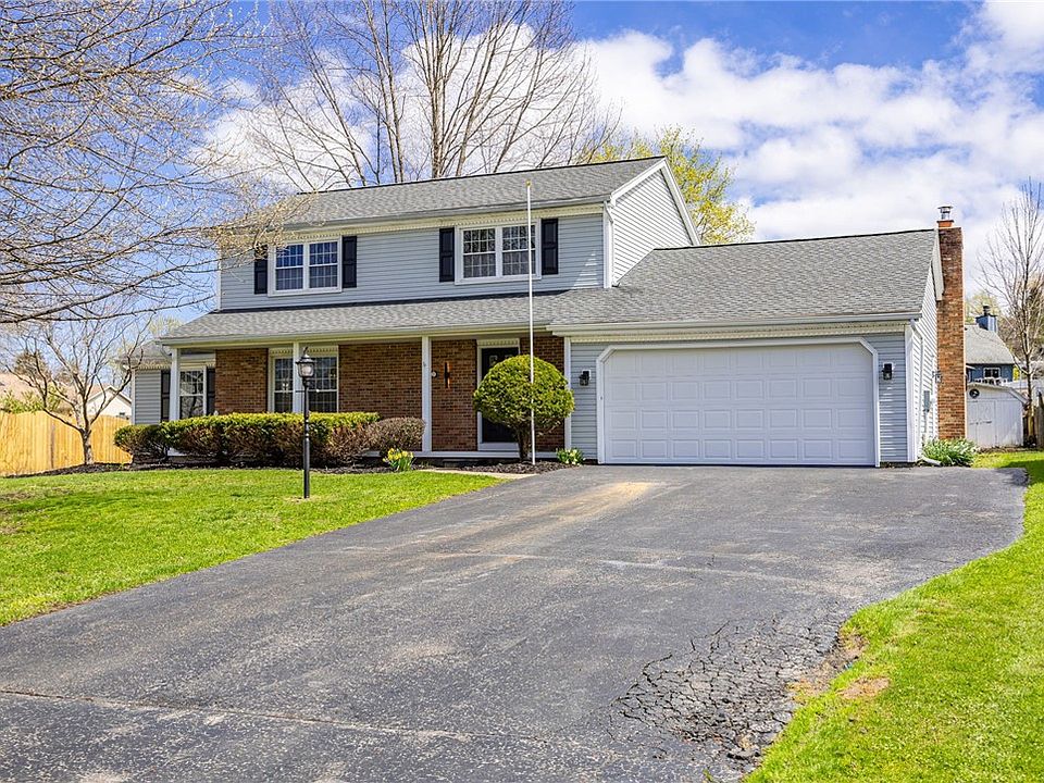 1st image of 122 Red Hickory Dr