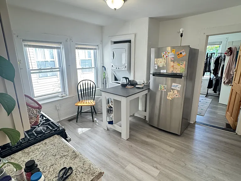 40 Jefferson St #1 — Photo 3