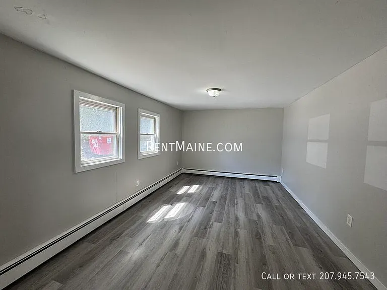 206 Maine Ave #4 — Photo 4