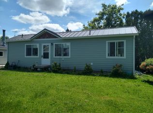 207 NE 109th Ave #B, Portland, OR 97220