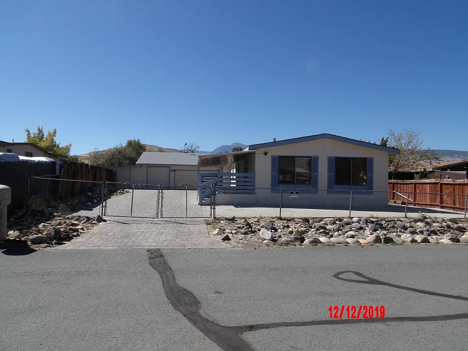 3 bed, 1625 sqft, $1,800 — Photo 1