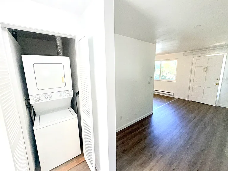 13700 Midvale Ave N #1 — Photo 6