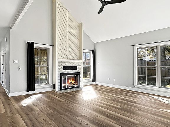 2nd image of 25965 Audubon Ave