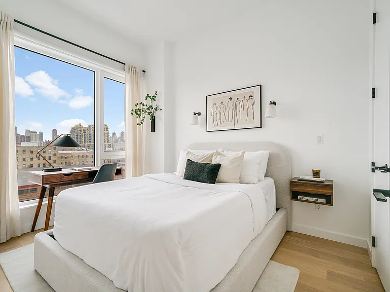 11-14 35th Ave #202 — Photo 5