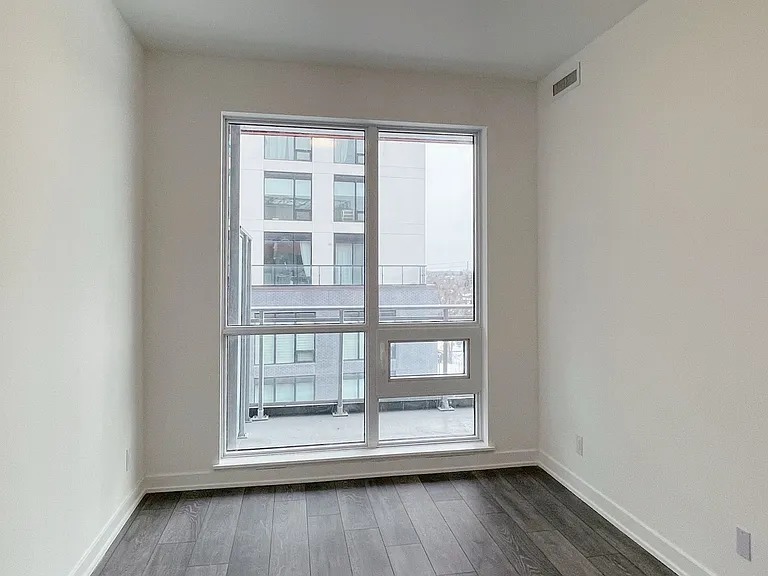 8888 Yonge St #609 — Photo 5