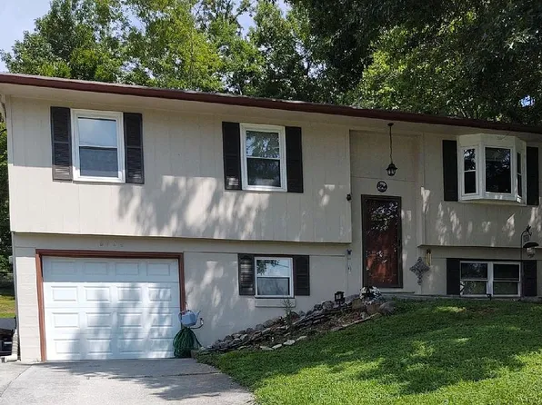 6708 Bay Circle Dr, Knoxville, TN 37918