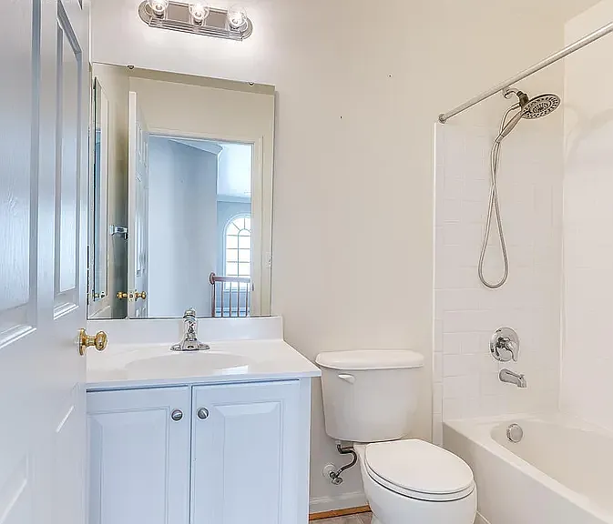 1353 N Fairfax Blvd — Photo 28