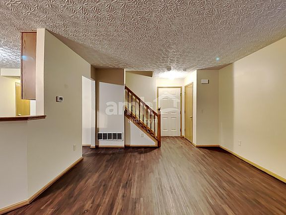 4th image of 5787 Trailwater Ln