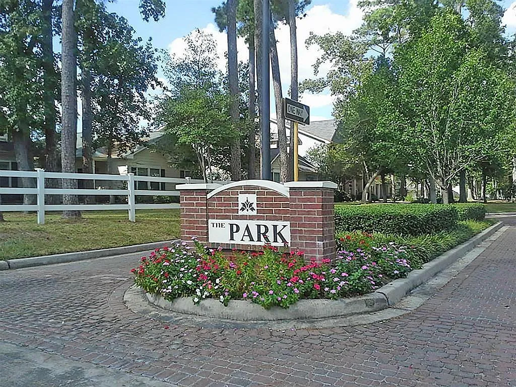 3 bed, 2.0 bath, 1316 sqft, $1,775 — Photo 3