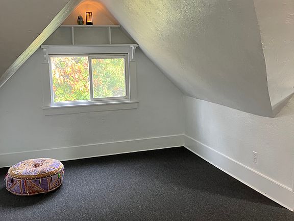 4th image of 200 S 28th St #3