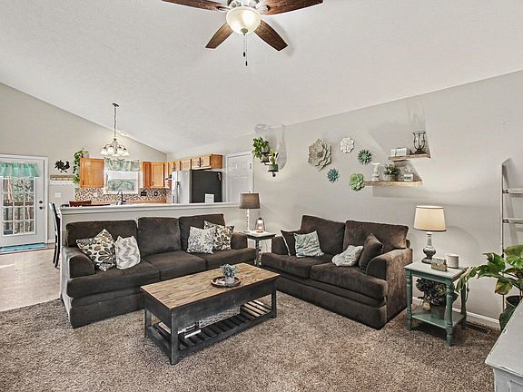 5th image of 7652 Falls Creek Way