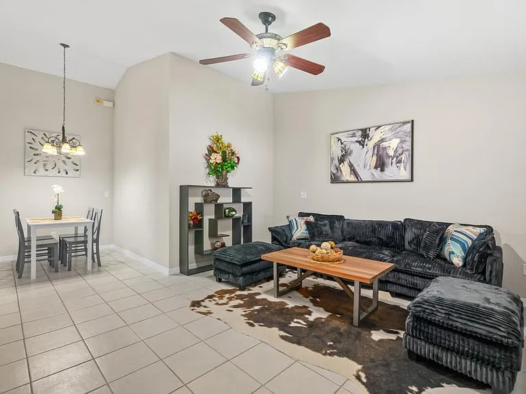 7 Zoffinger Pl — Photo 5