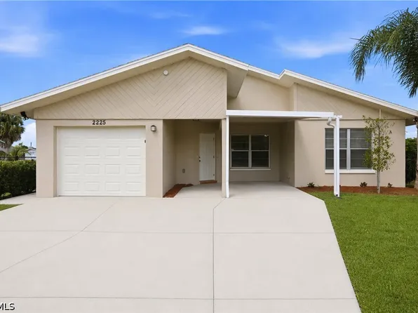 2225 Isle Of Pines Ave, Fort Myers, FL 33905